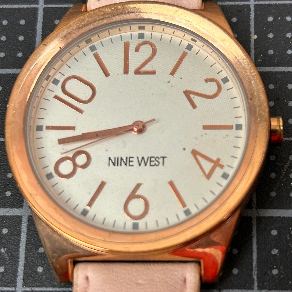 Nine West Womens Rose Gold Tone Pink Leather Strap‎ Watch NW/1660